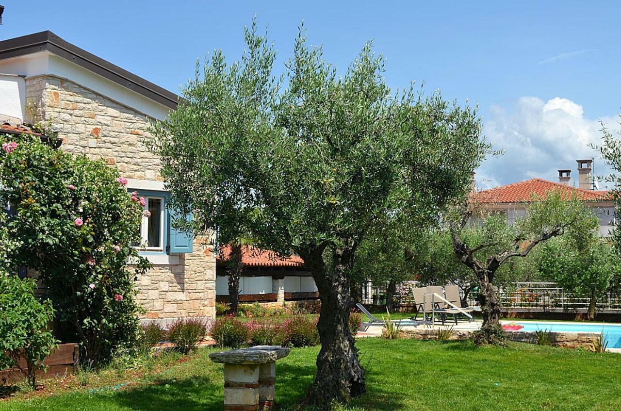 Holiday Home Sverko Novigrad Istria Exterior foto